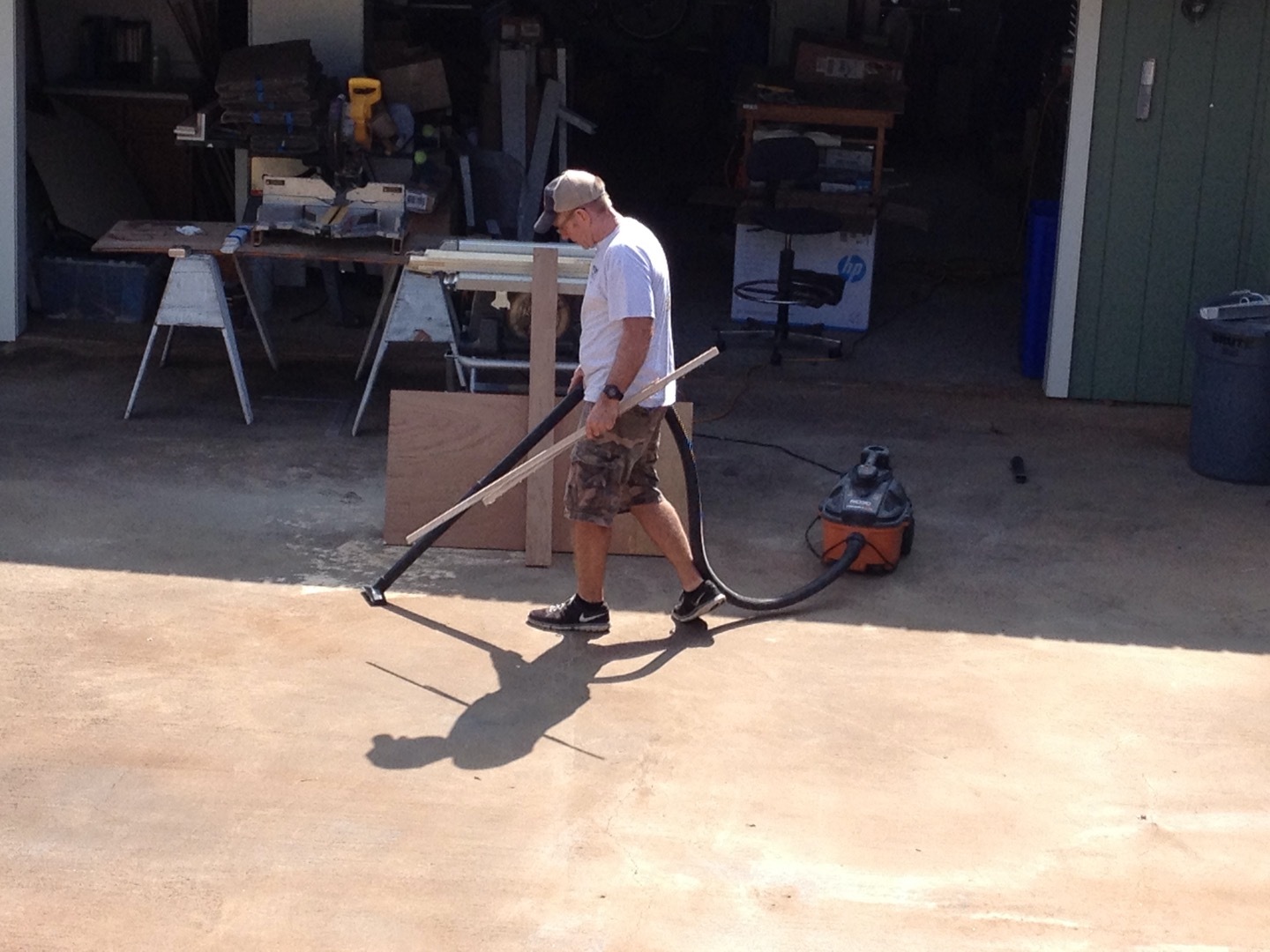 Brian Rigney General Contractor Poggenpohl Kitchen installations Hawaii detail matter cleaning