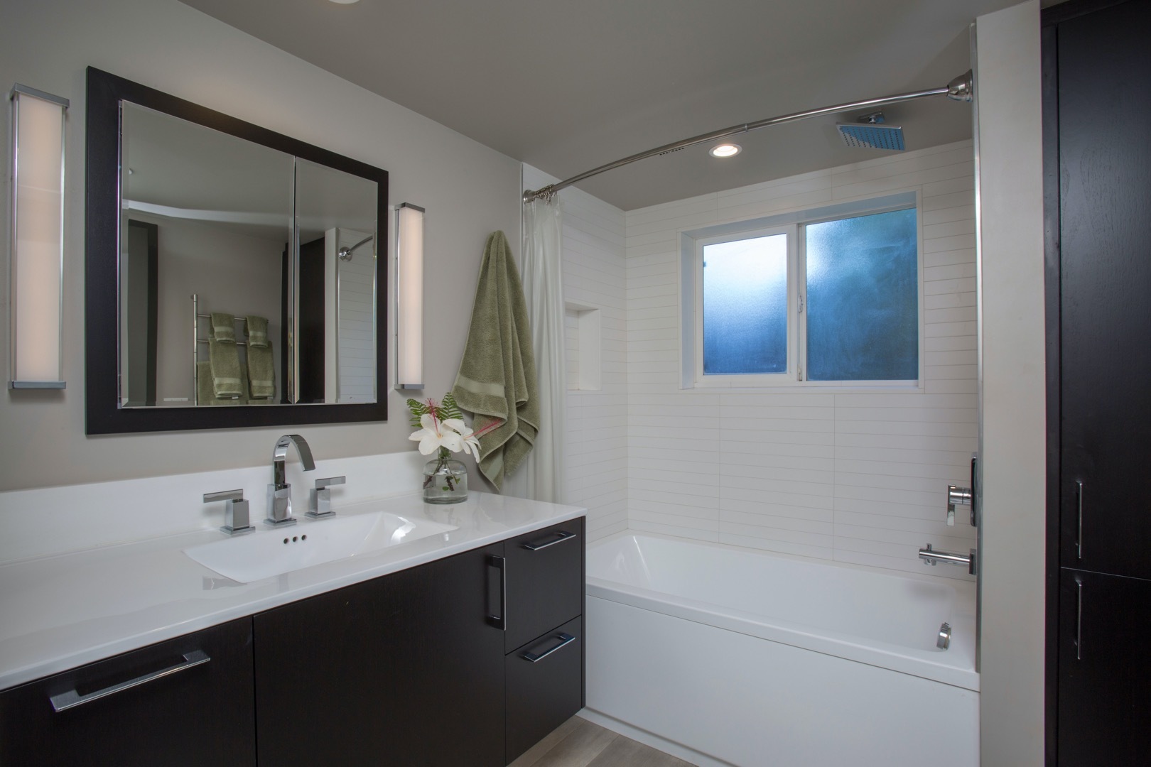 Maul custom bath renovation BY DESIGN Builders Brian Rigney